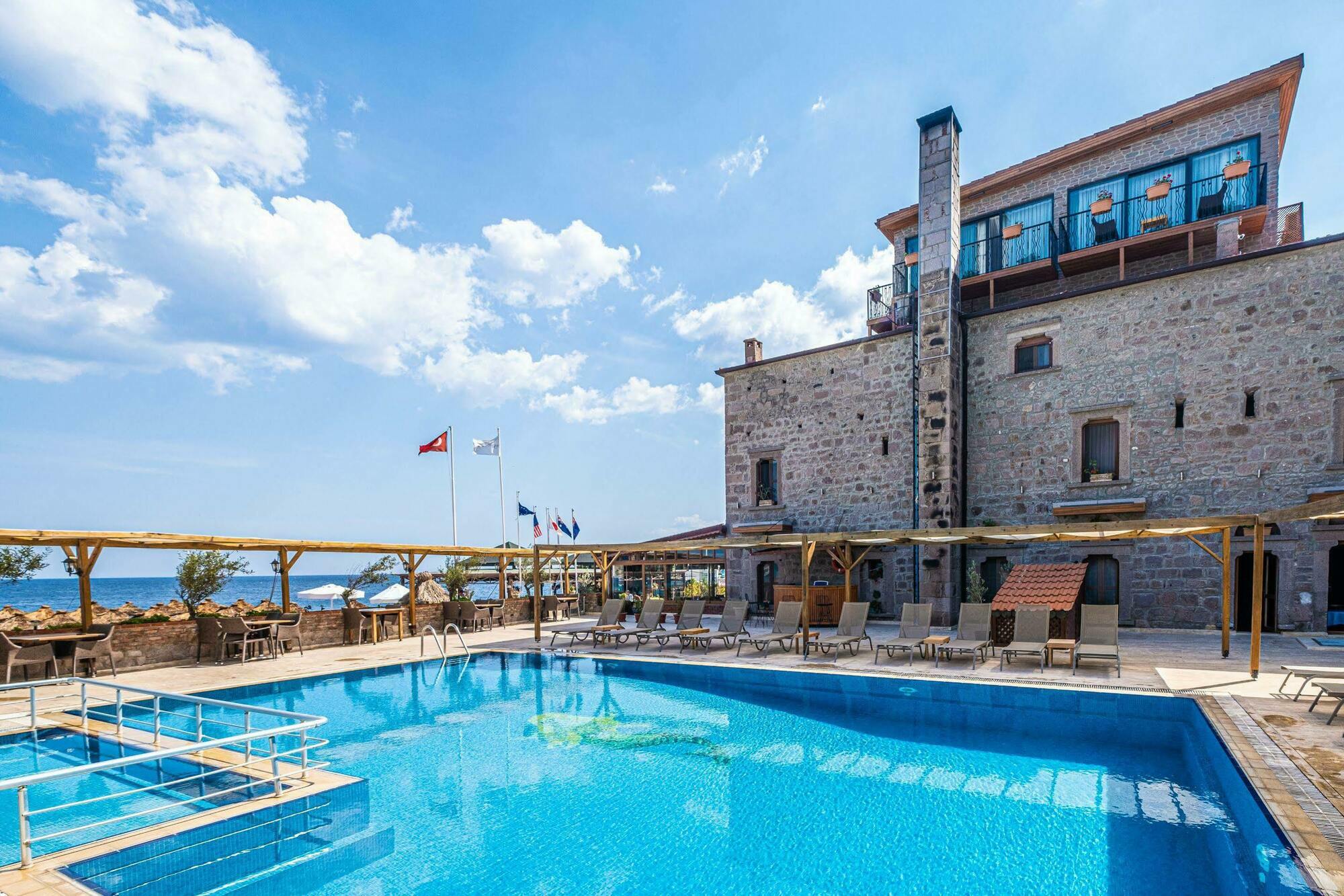 Assos Kervansaray Hotel - Special Category Exterior foto